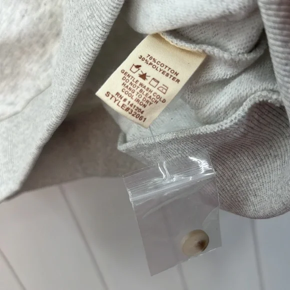 🆕Hem & Thread Color Block Henley Sweatshirt Top Light Gray/Violet Color S,M & L - Picture 7 of 8